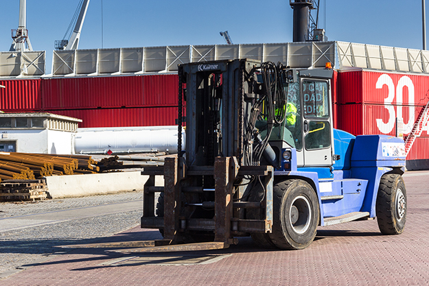 17- Front Forklift Truck - Eg