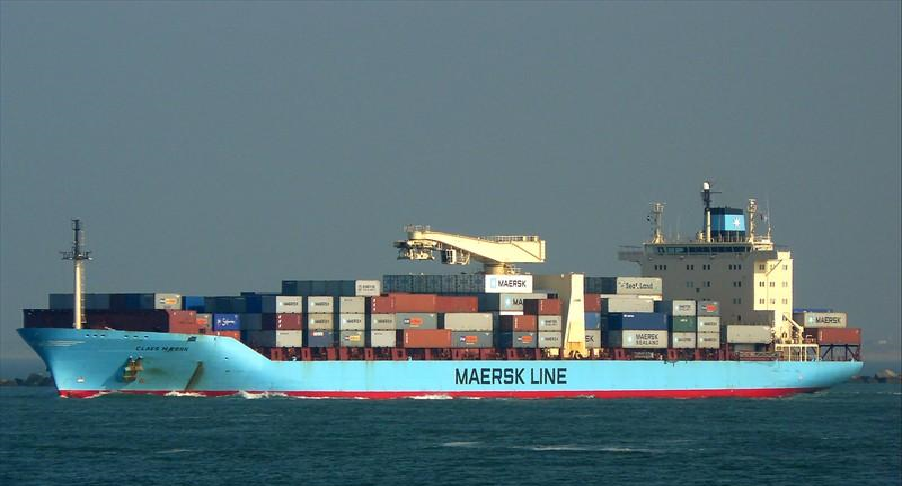 “CLAES MAERSK” OPERADO A “70 À HORA”