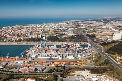 MAIS DE 7.400 TEU NA PRIMEIRA SEMANA DO NOVO ANO