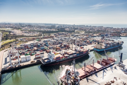 23 NAVIOS “RENDERAM” 10.100 TEU