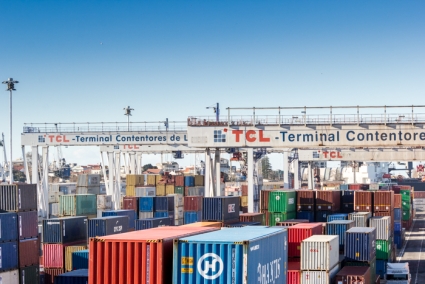 YILPORT LEIXÕES SOMOU 11.600 TEU NA SEMANA Nº 8